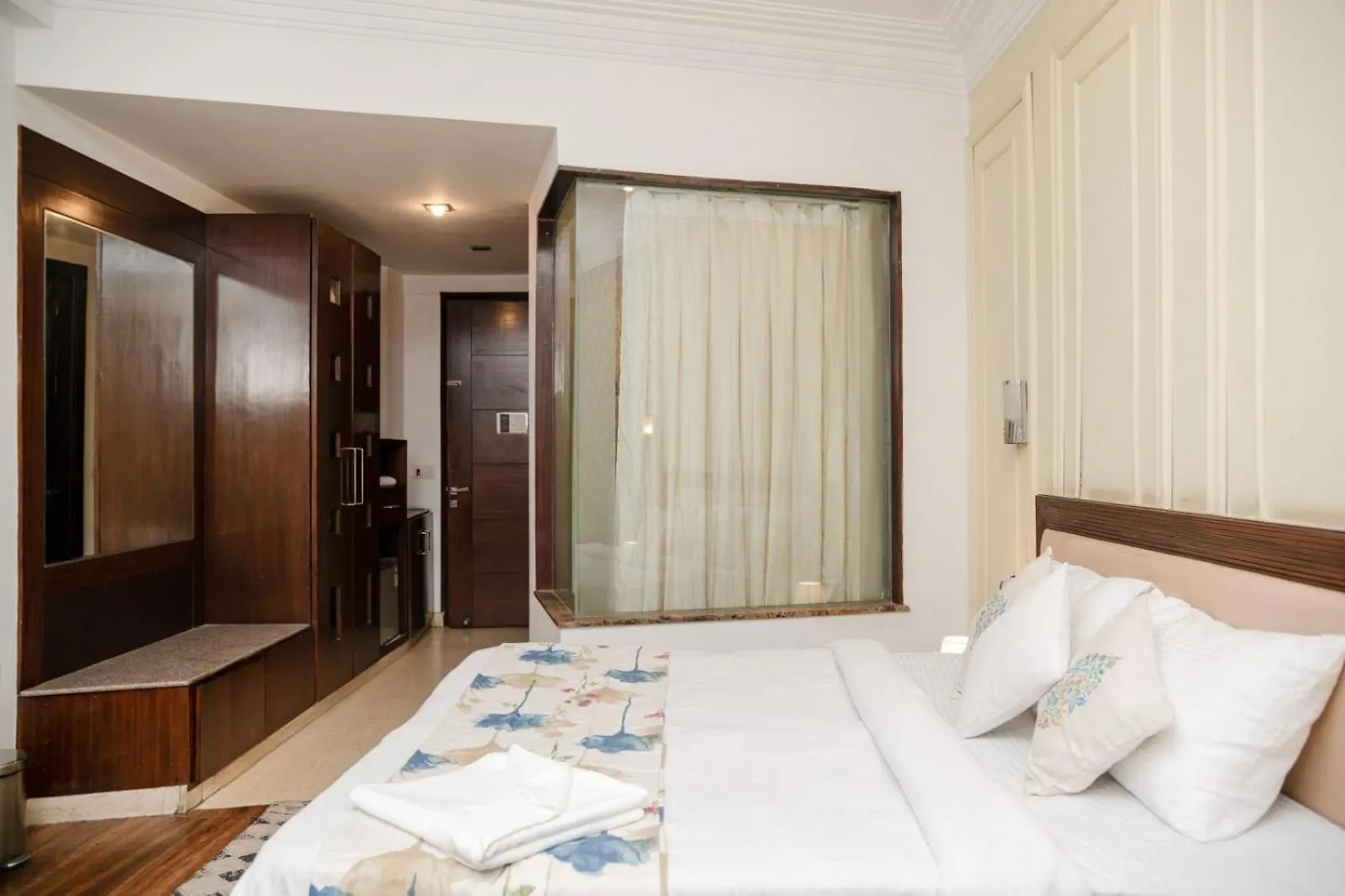 Vamsor Heights Gurgaon Near Huda Fortis & Max 酒店